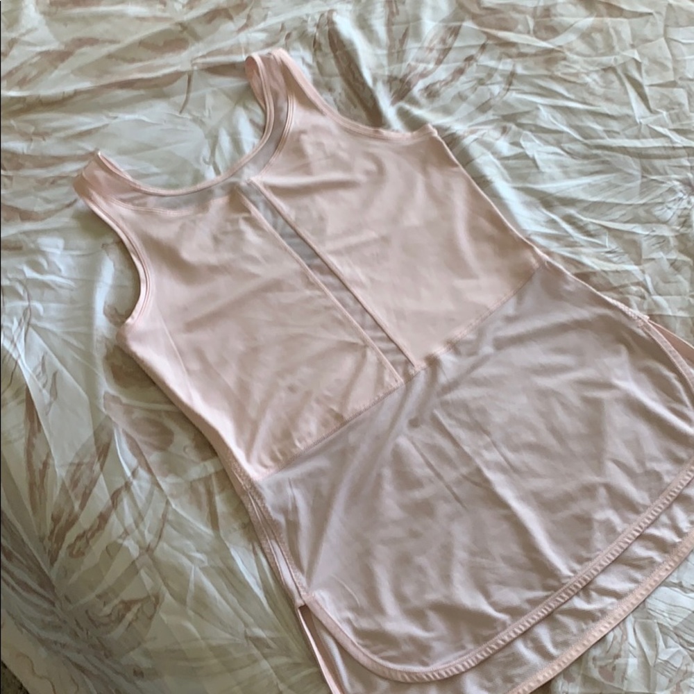 Lululemon mesh tank